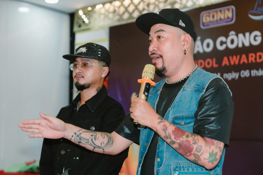 THẦY KHỔNG TÙNG – CHUYỂN GIAO CẢM HỨNG CỦA THẾ HỆ BARBER HIỆN ĐẠI