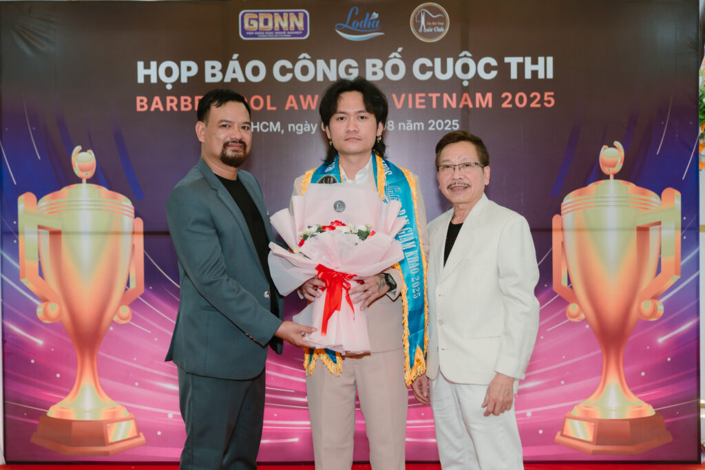 TRƯƠNG QUANG VŨ – NGƯỜI ĐÁNH THỨC MÀU SẮC TRONG NGHỀ BARBER