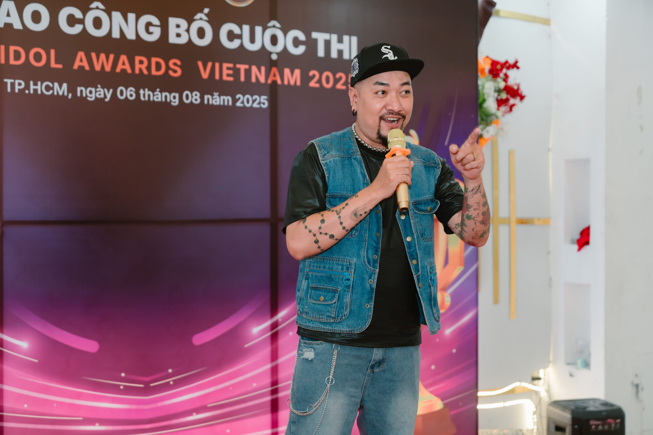 BAN GIÁM KHẢO BARBER IDOL VIET NAM 2025 TẠI HỌP BÁO CÔNG BỐ CUỘC THI 2 BAN GIÁM KHẢO BARBER IDOL VIET NAM 2025 TẠI HỌP BÁO CÔNG BỐ CUỘC THI