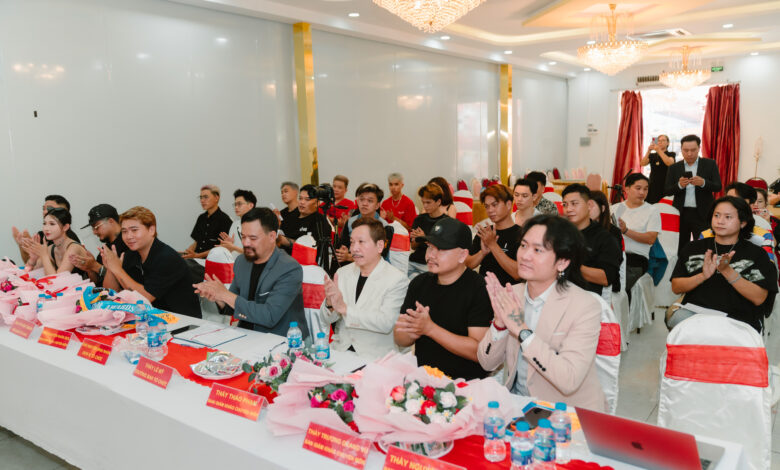 BAN GIAM KHAO BARBER IDOL VIET NAM 2025 TAI HOP BAO CONG BO CUOC THI