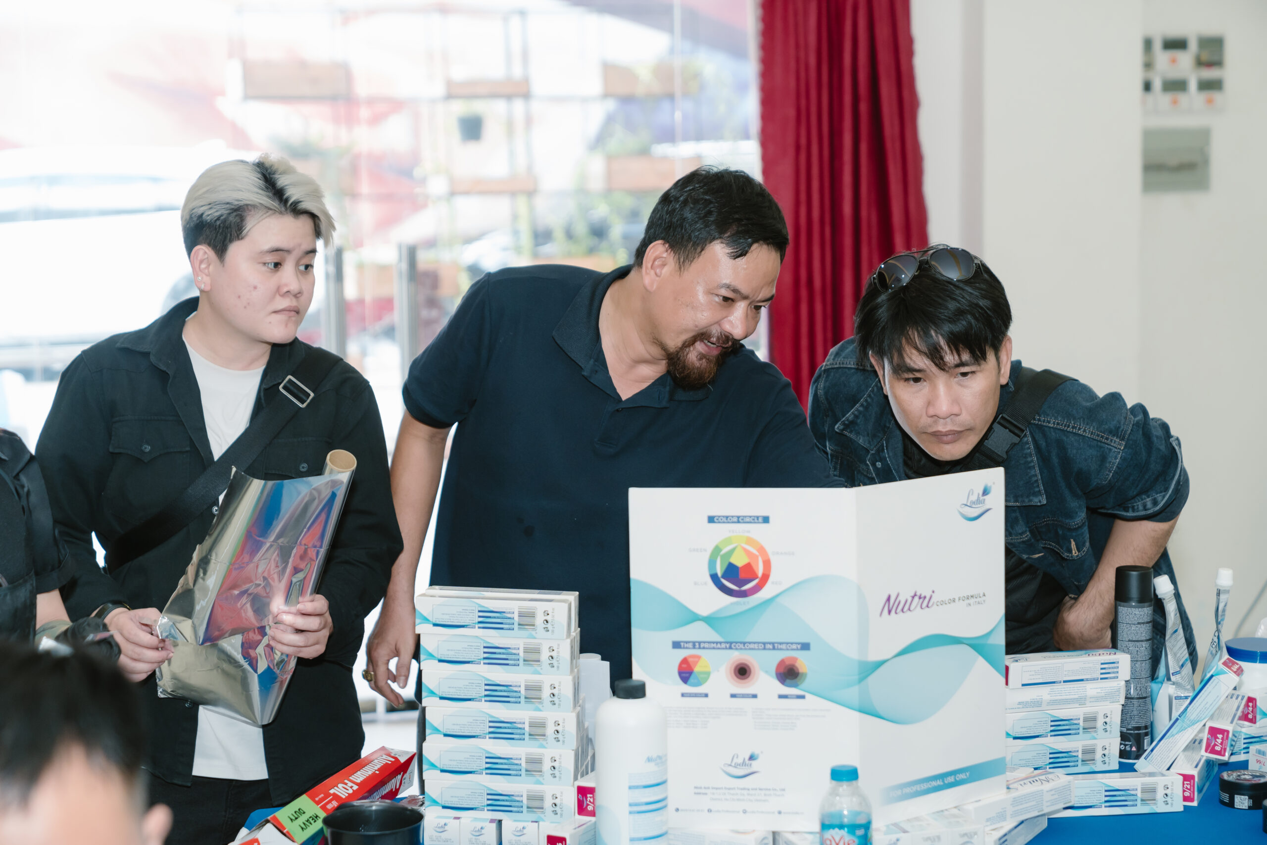 WORKSHOP “UỐN – NHUỘM – FADE: TỪ KIẾN THỨC ĐẾN THỰC THI” – MỘT DẤU ẤN ĐÁNG NHỚ