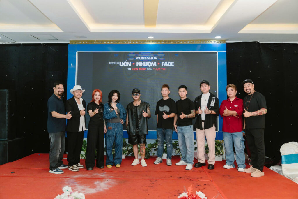 WORKSHOP UỐN NHUỘM FADE BƯỚC ĐỆM CHO BARBER IDOL AWARDS VIETNAM 2025 12 WORKSHOP: UỐN – NHUỘM – FADE BƯỚC ĐỆM CHO BARBER IDOL AWARDS VIETNAM 2025